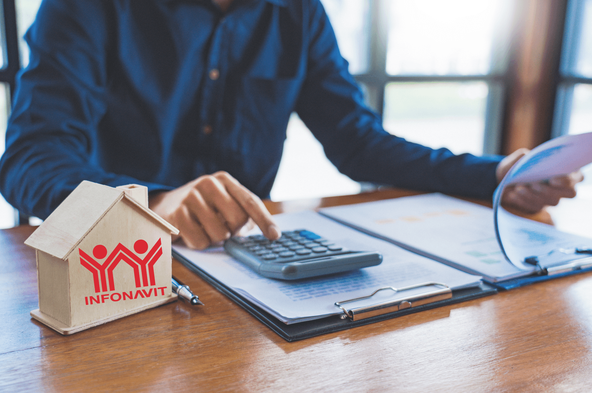 ¿Cómo funciona el crédito hipotecario Infonavit?