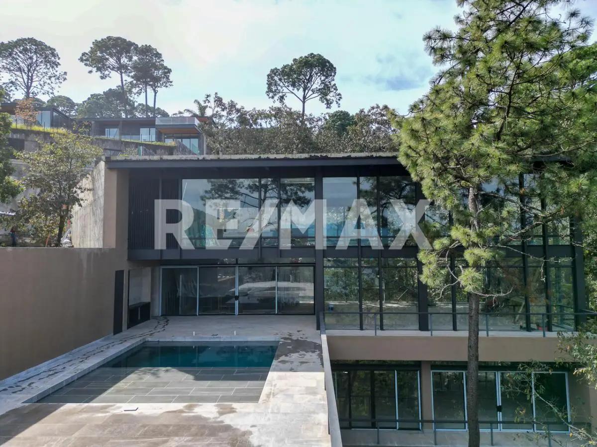 secondary property images 0