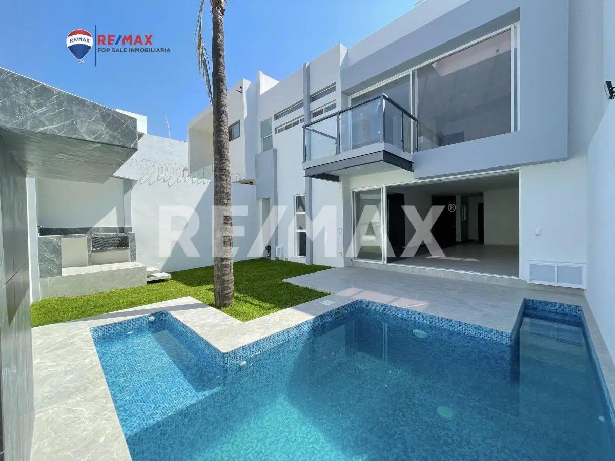 main property photo