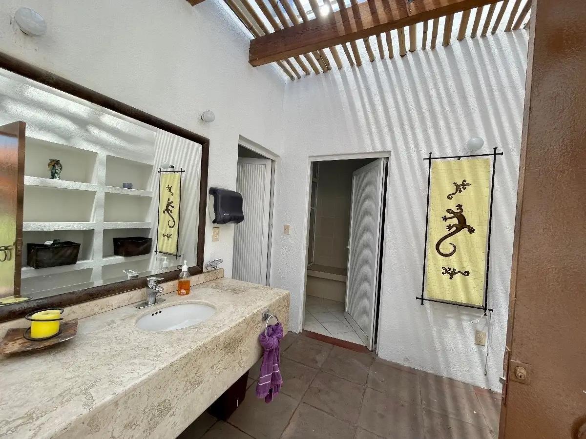 secondary property images 2