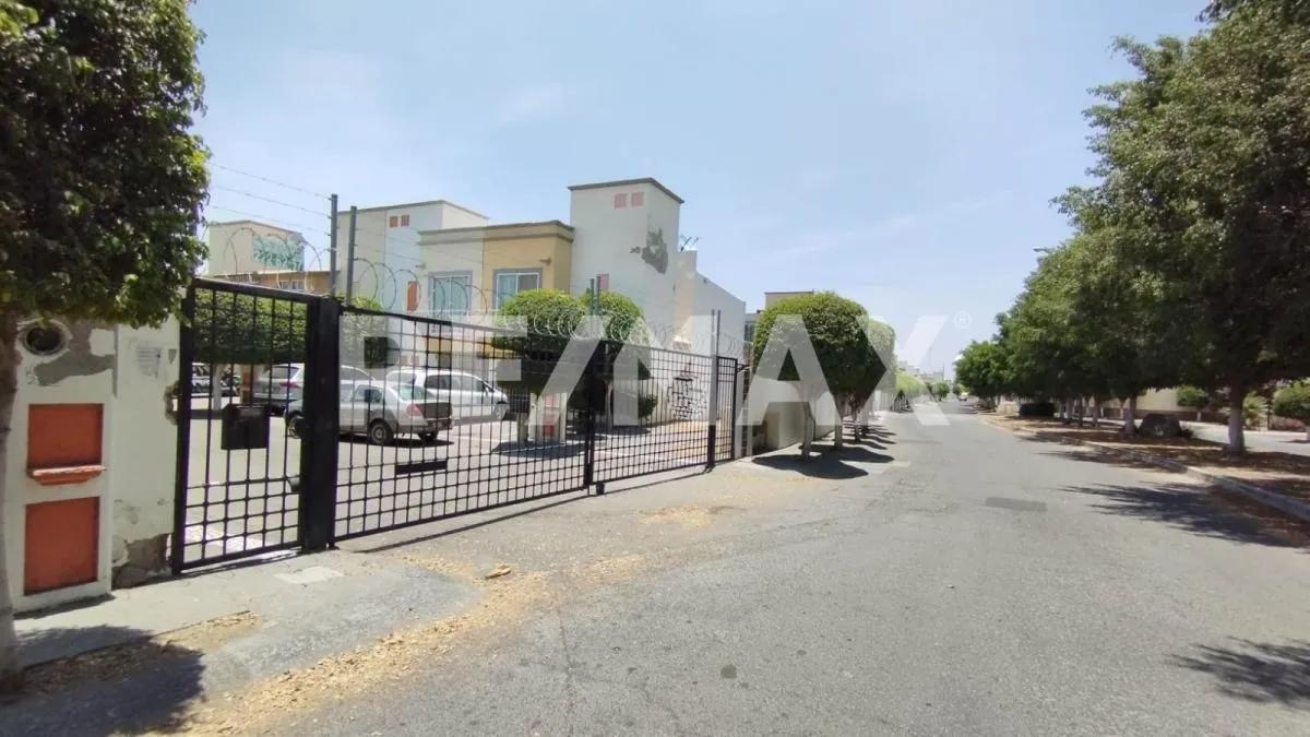 secondary property images 0