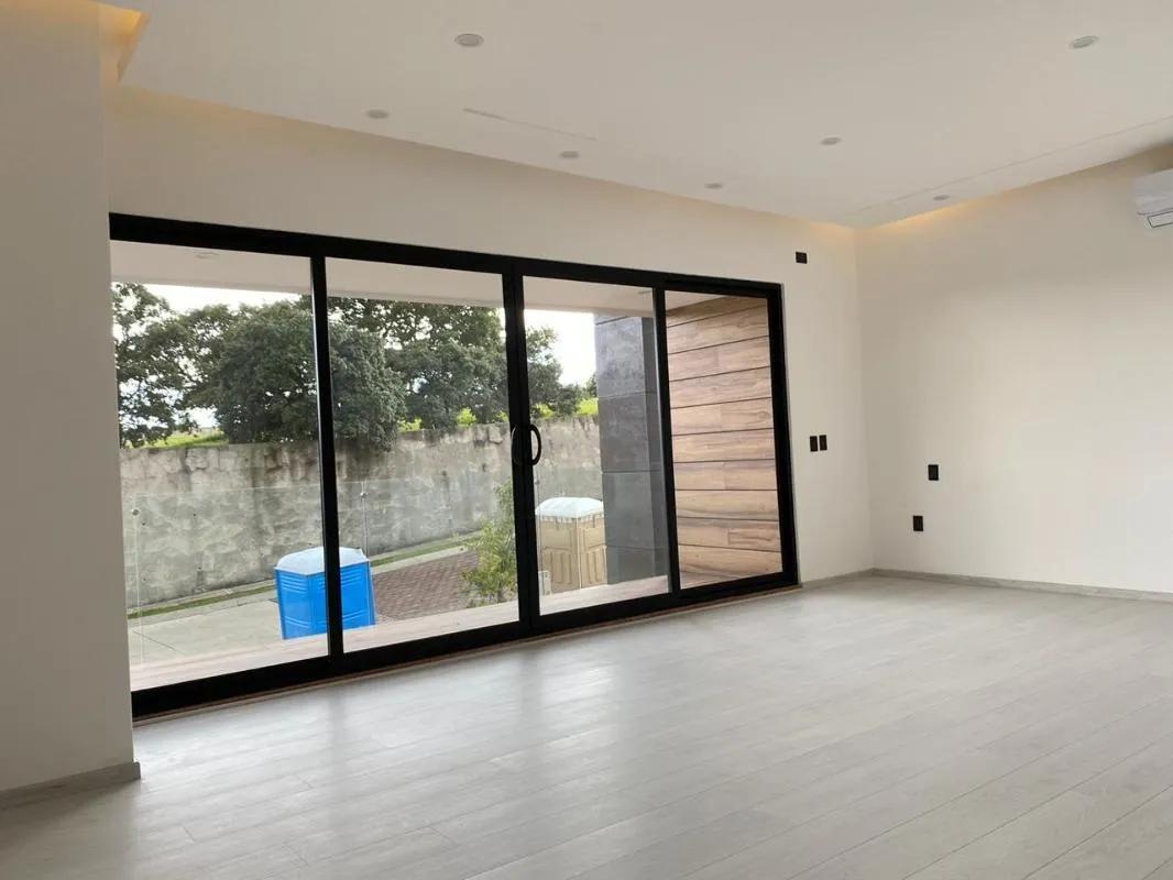 secondary property images 0