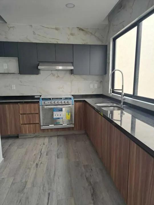 secondary property images 0