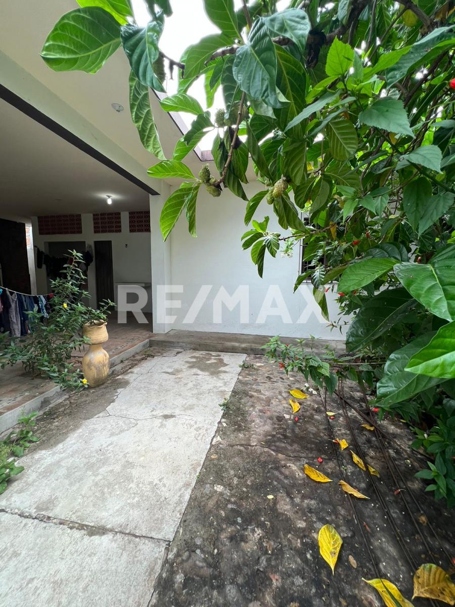 secondary property images 0