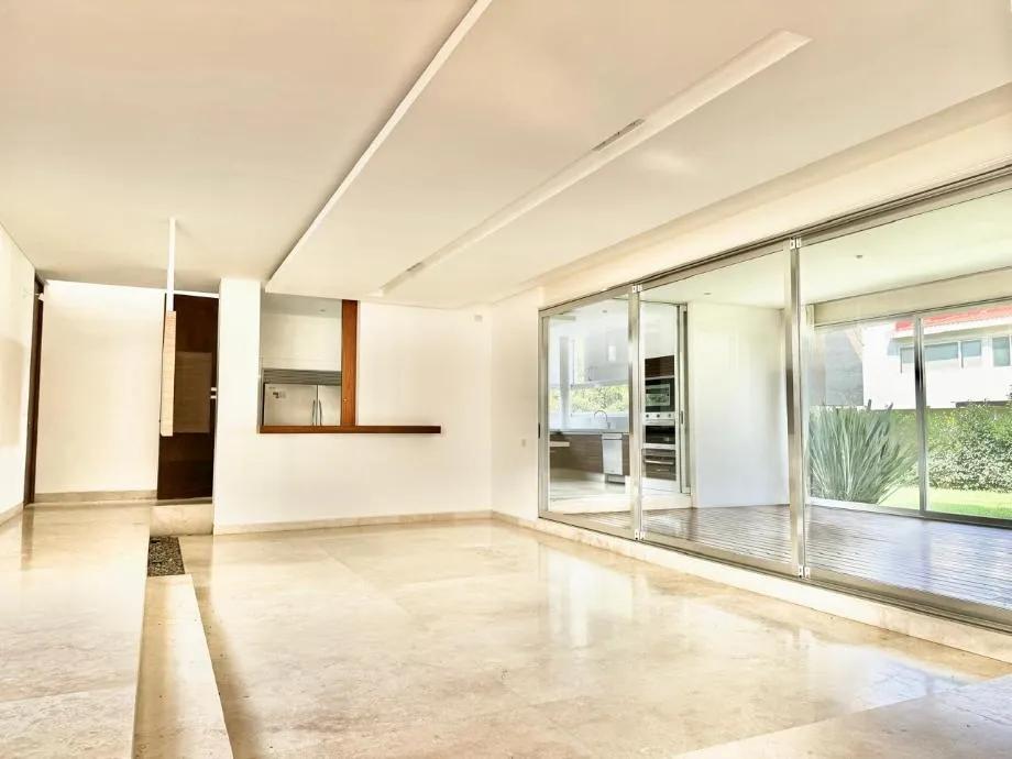 secondary property images 0