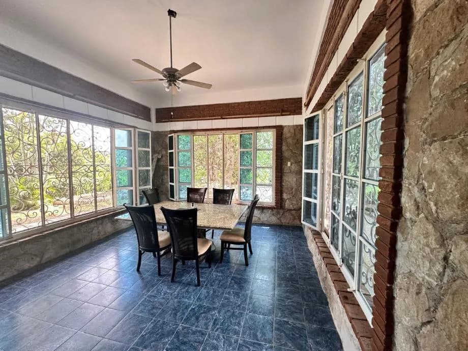 secondary property images 2