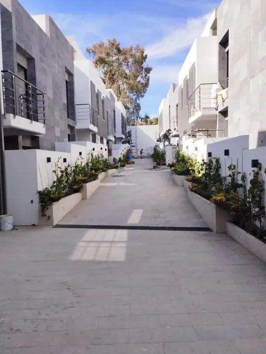 secondary property images 0