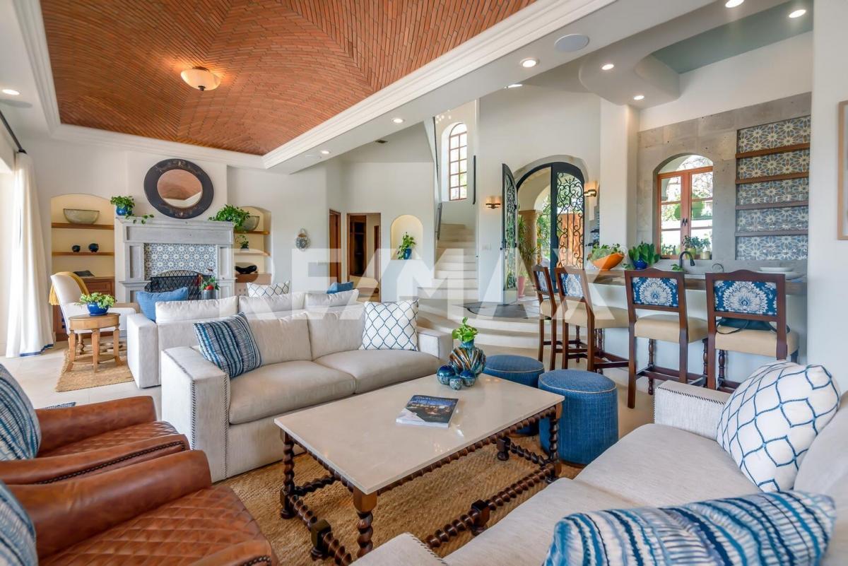 secondary property images 0