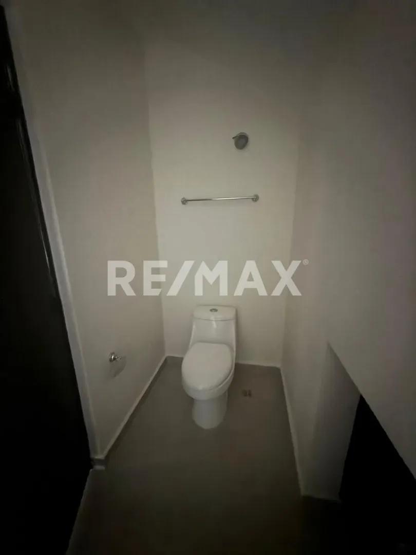 secondary property images 3