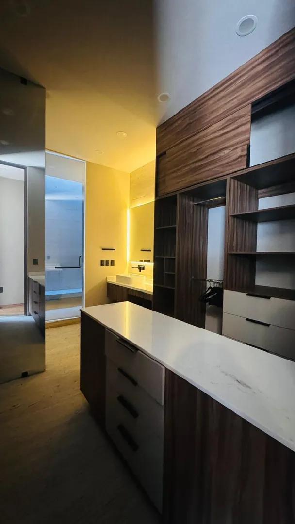 secondary property images 0