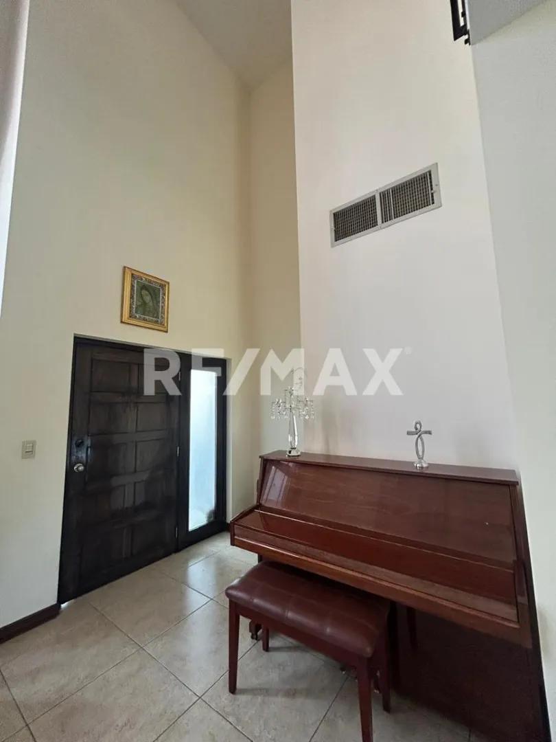 secondary property images 0