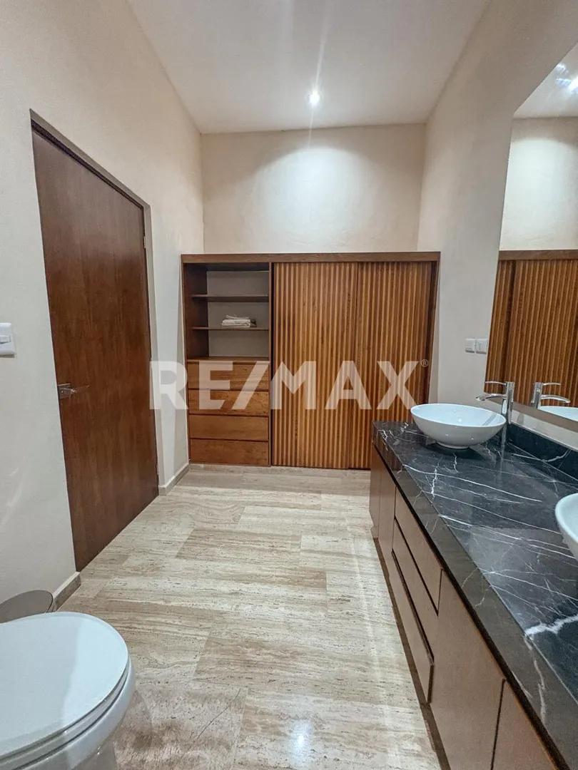 secondary property images 0