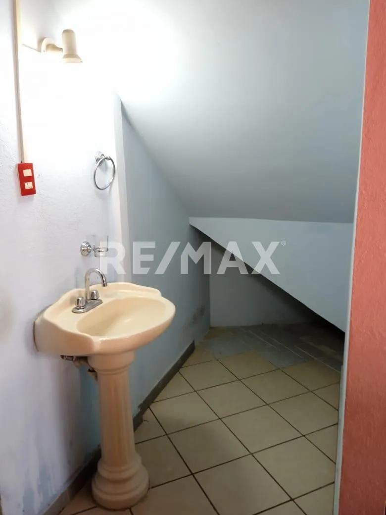 secondary property images 3