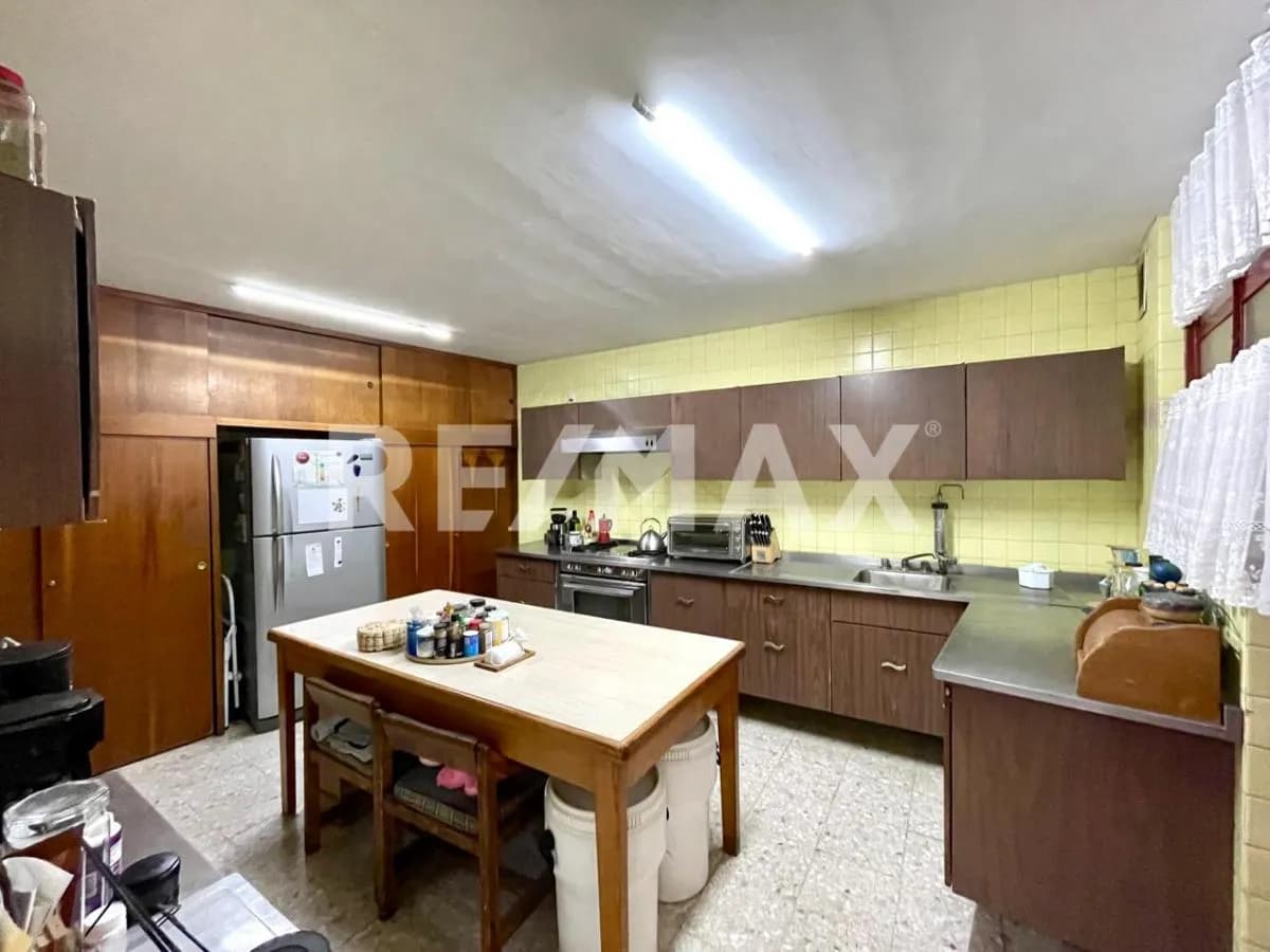 secondary property images 2