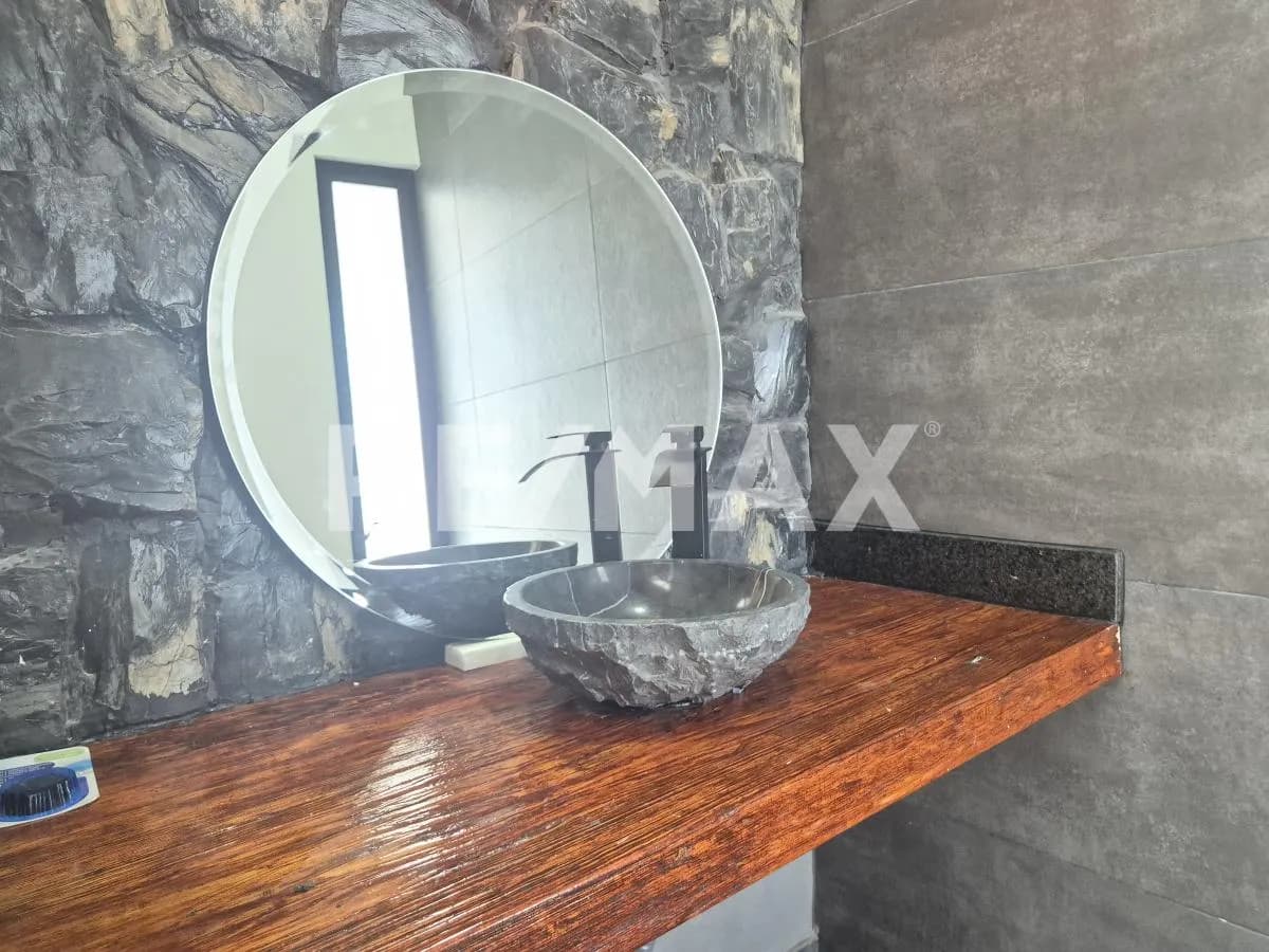 secondary property images 1