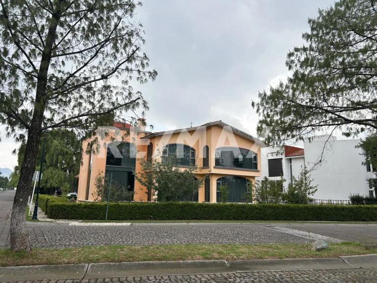 Property Image Property Image