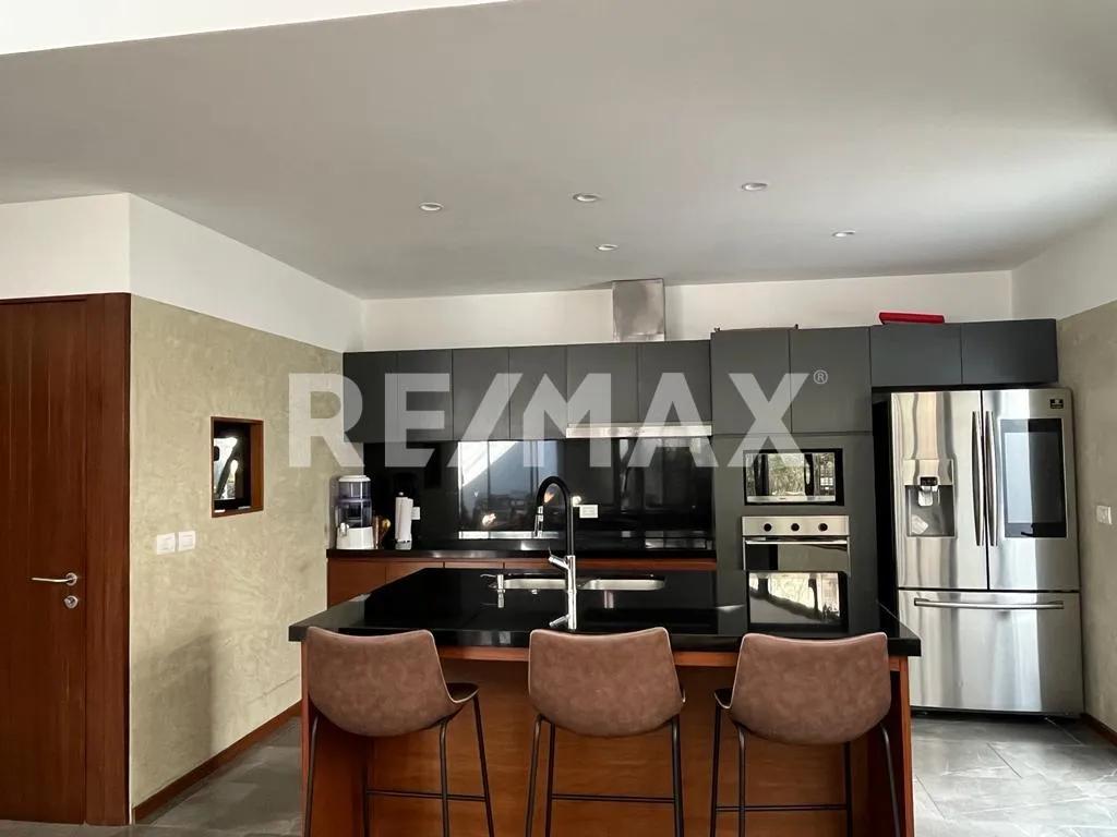 secondary property images 0