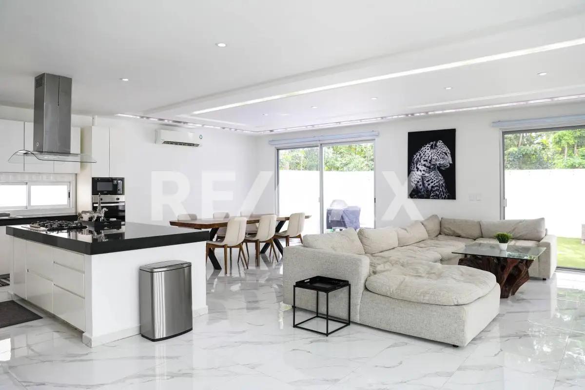 secondary property images 0