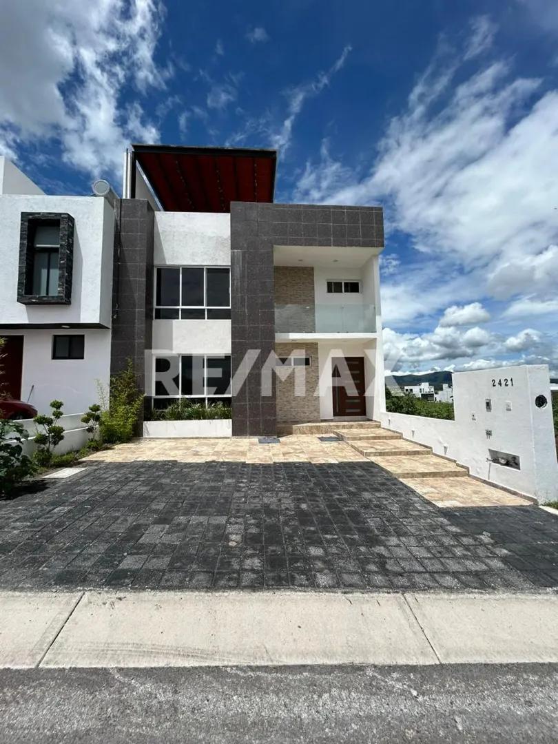 main property photo