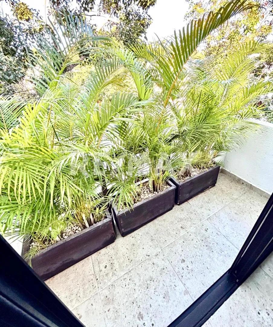 secondary property images 0