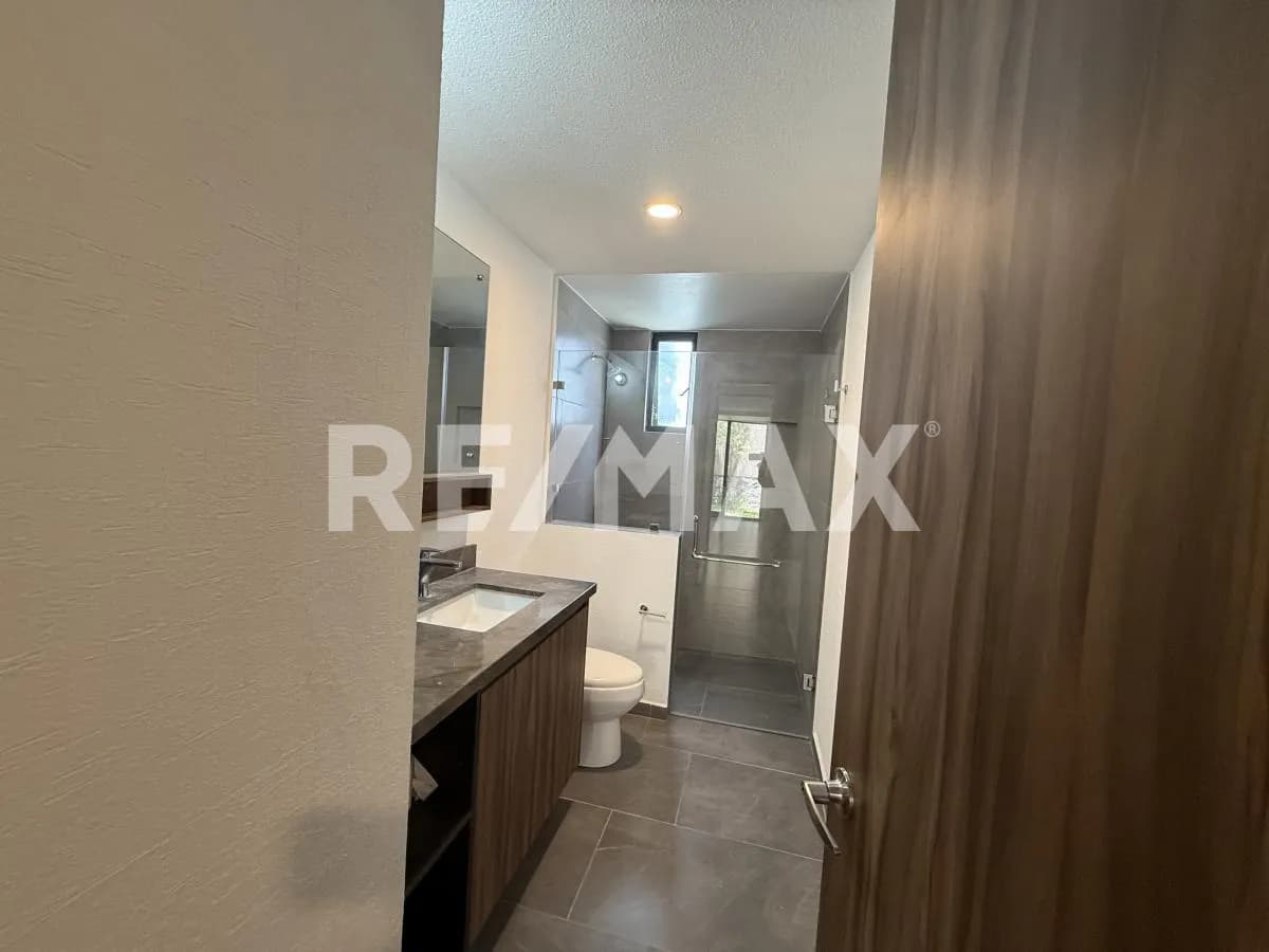 secondary property images 3