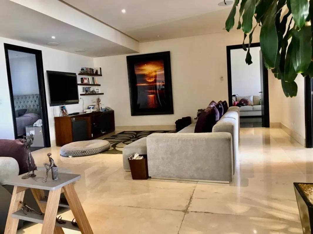 secondary property images 0