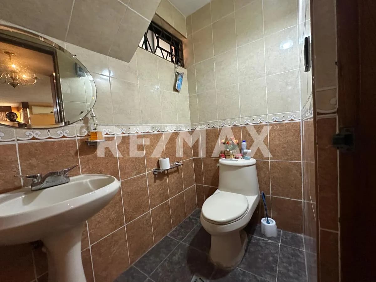 secondary property images 3