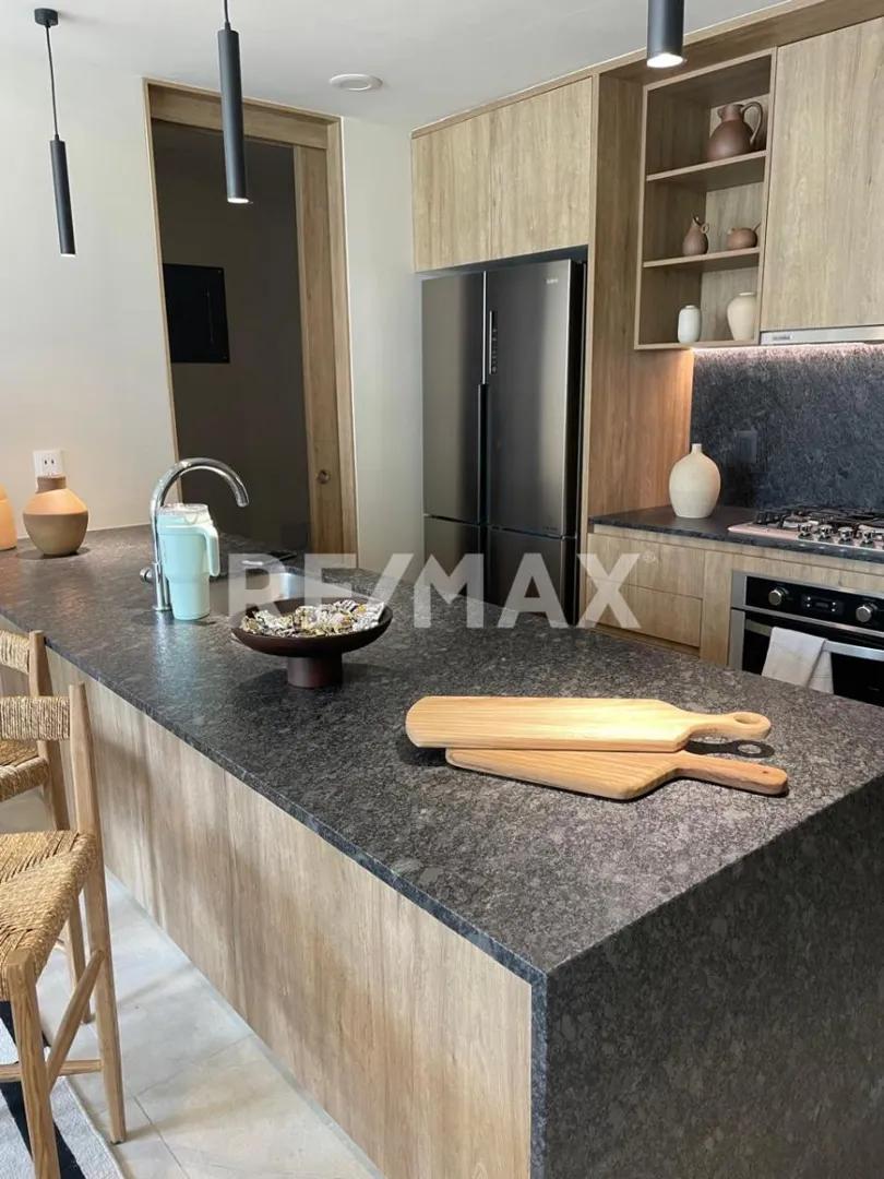 secondary property images 0