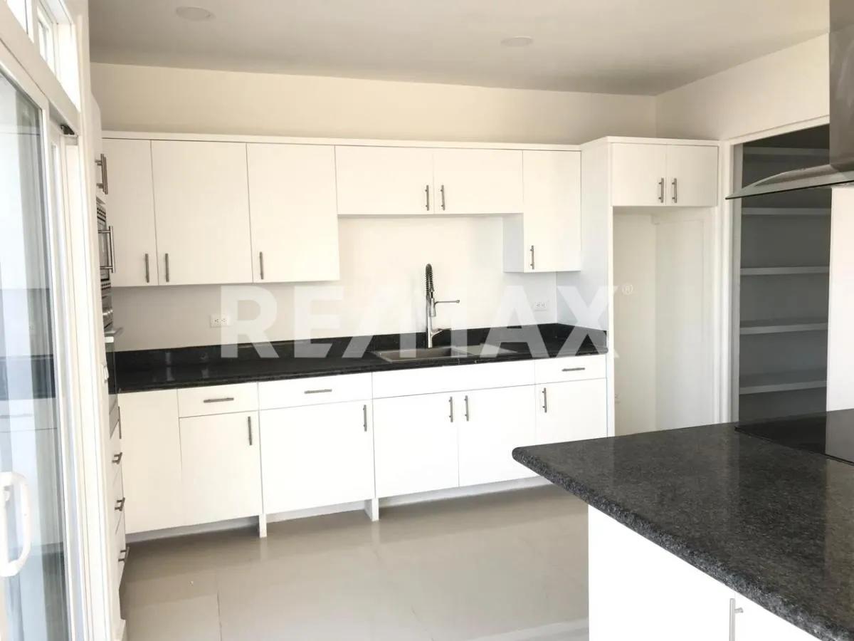 secondary property images 0