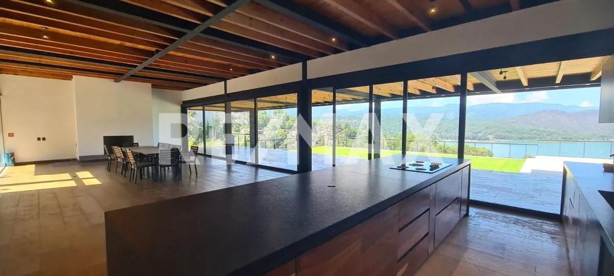 secondary property images 2