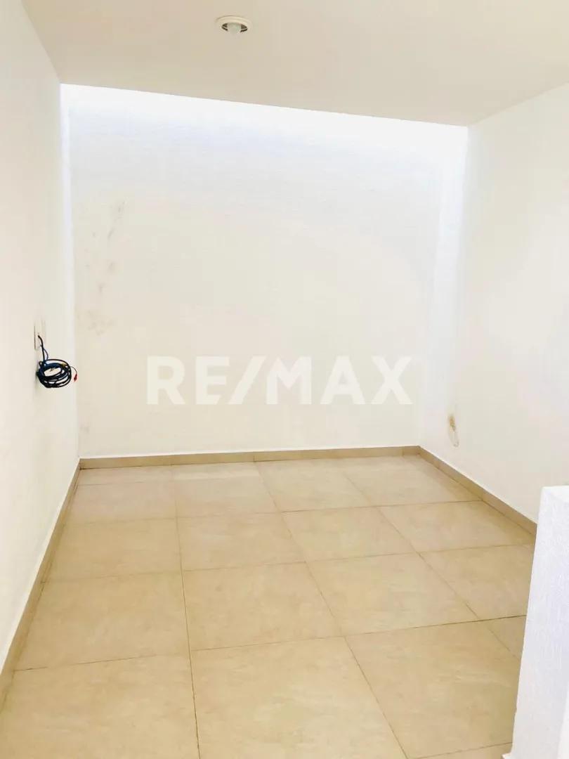 secondary property images 3