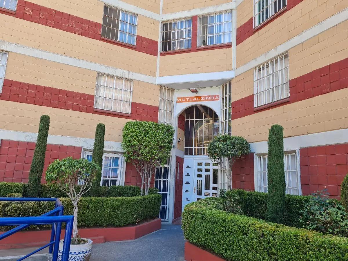 main property photo