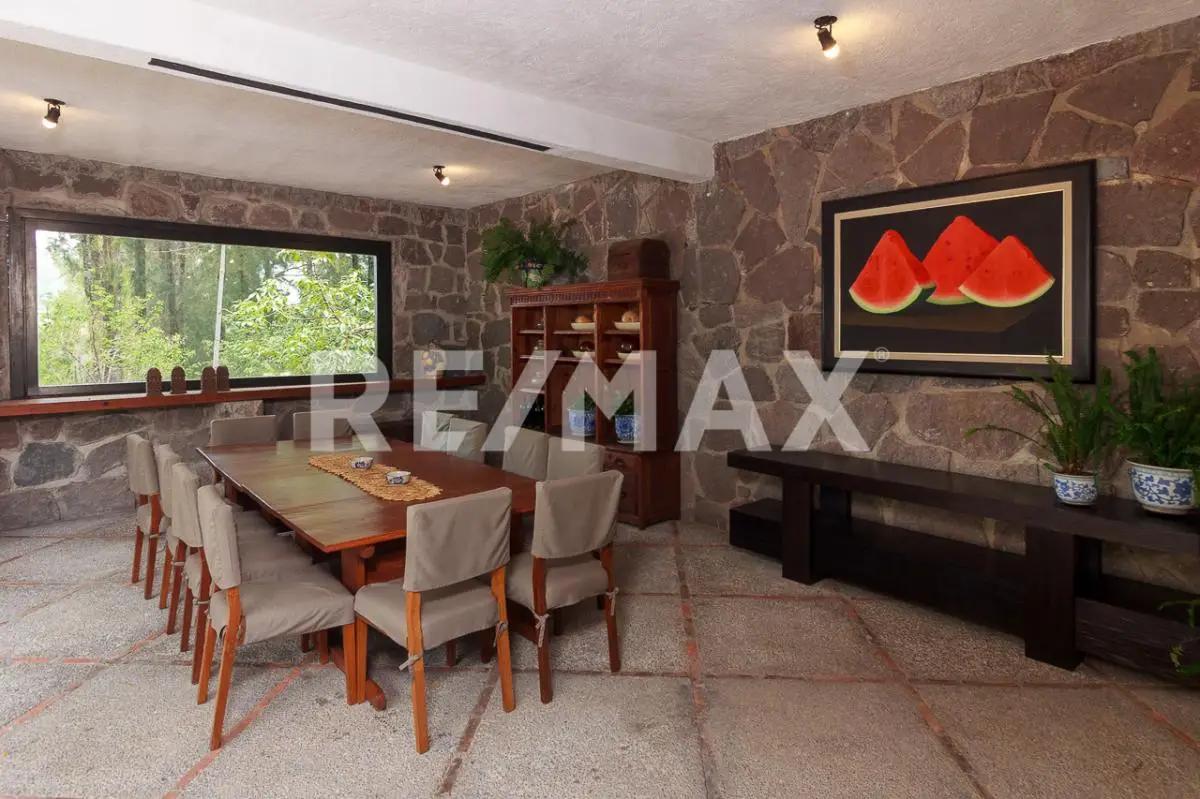 secondary property images 3