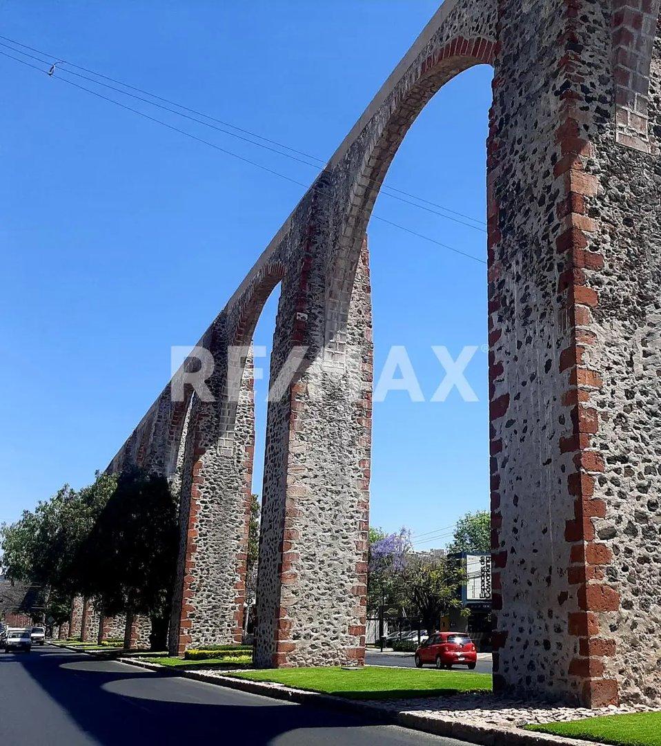 main property photo