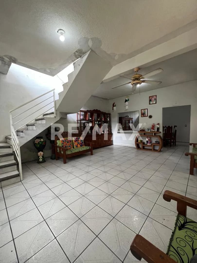 secondary property images 1