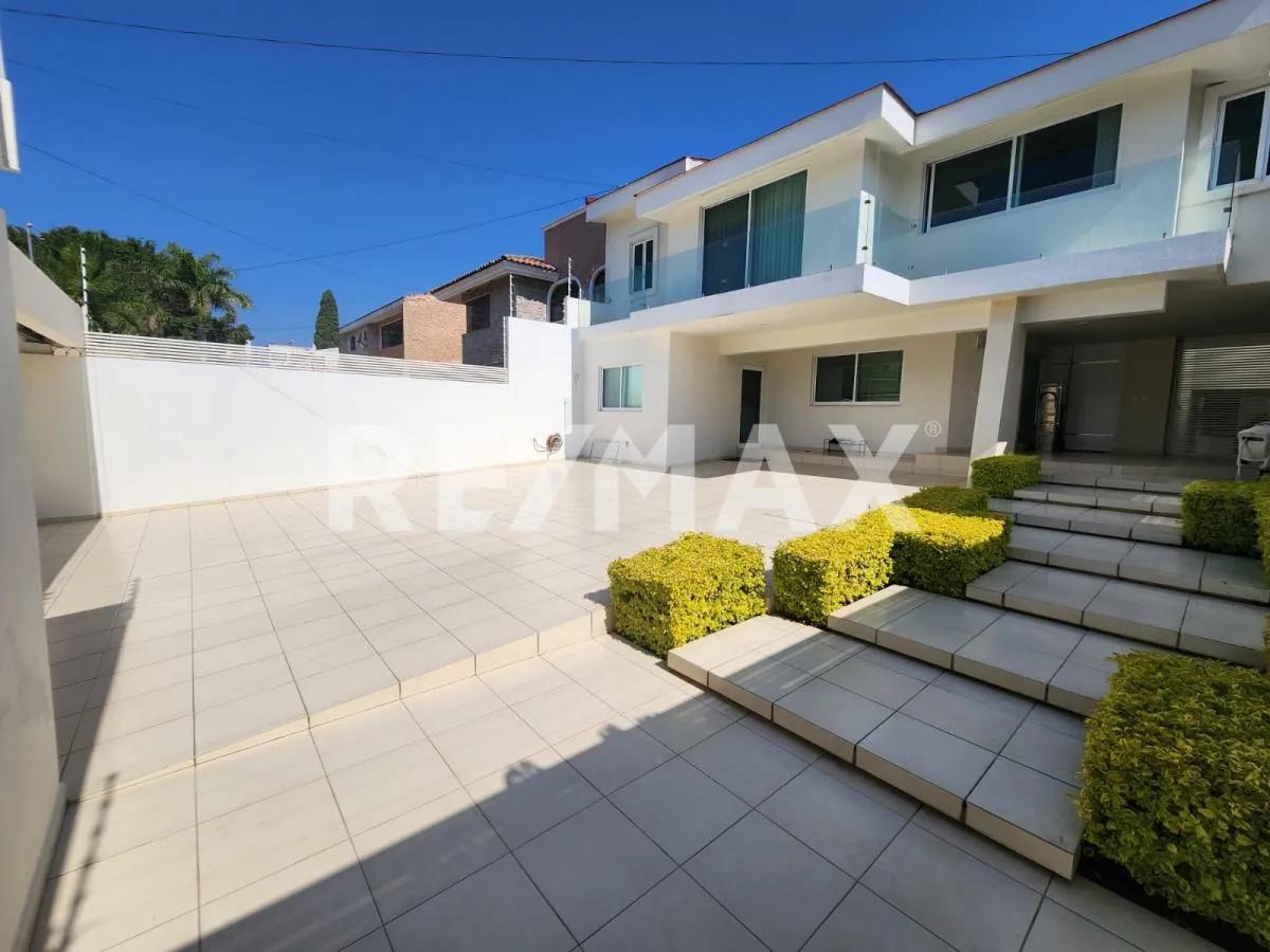 main property photo