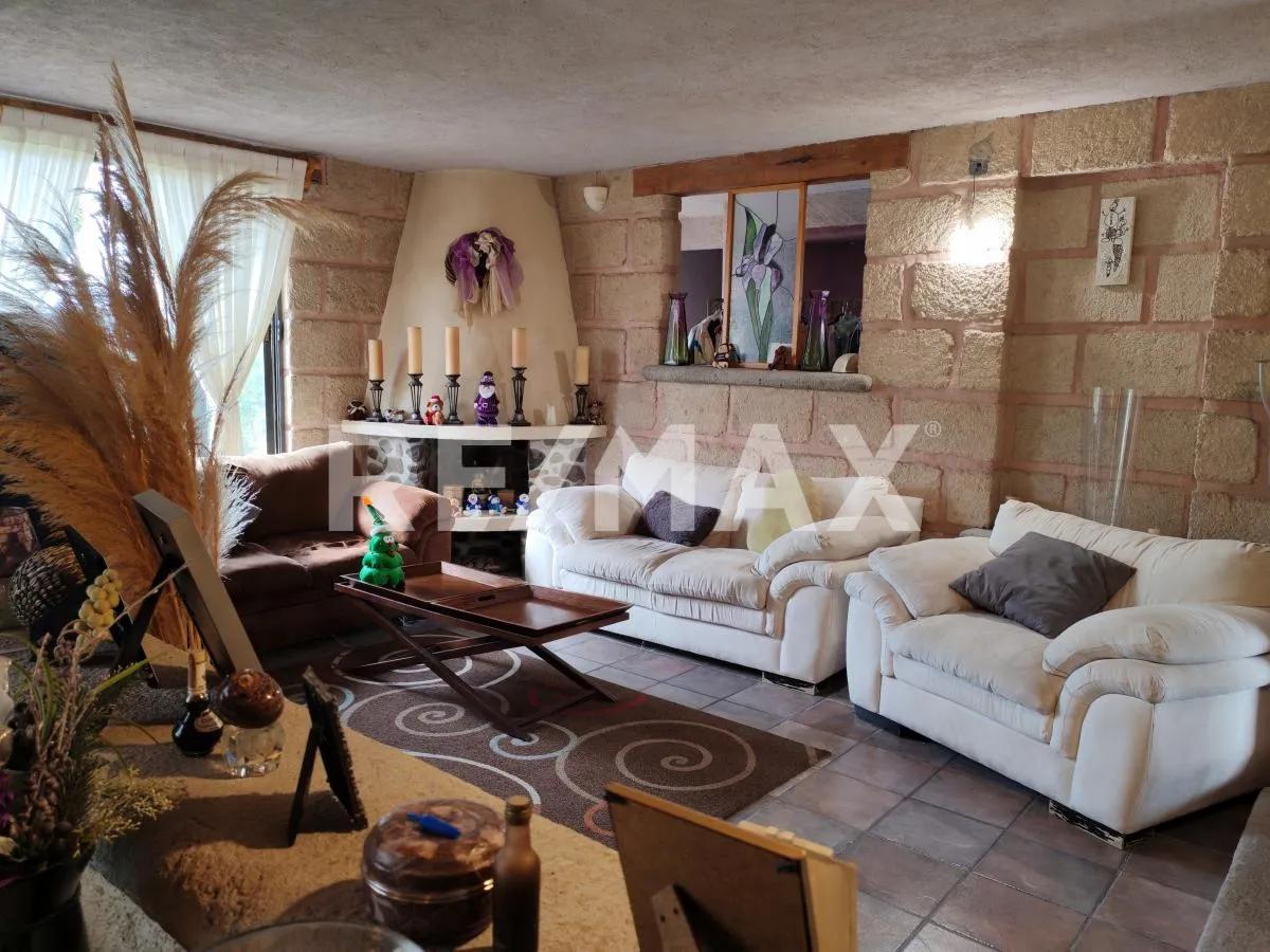 secondary property images 0