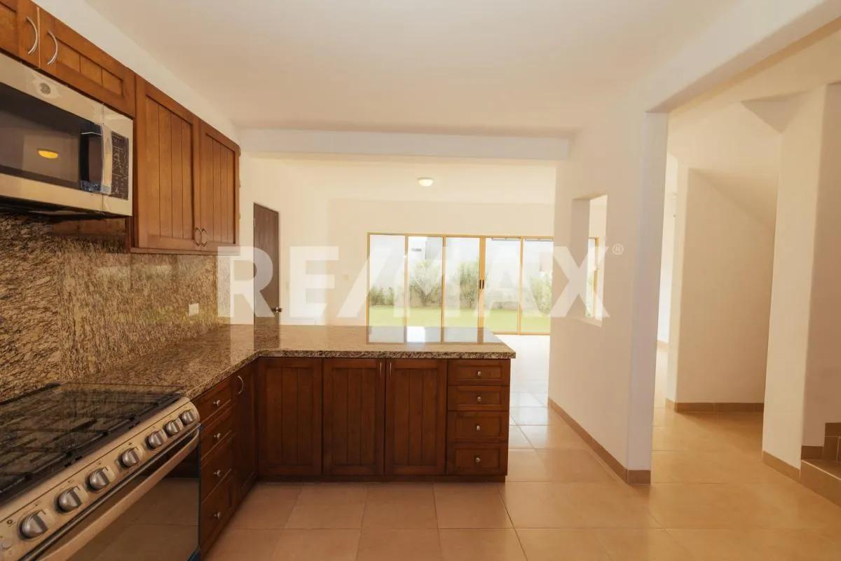 secondary property images 2