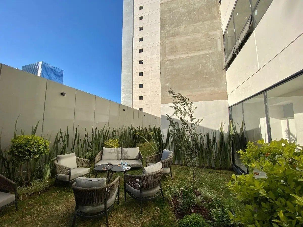 main property photo