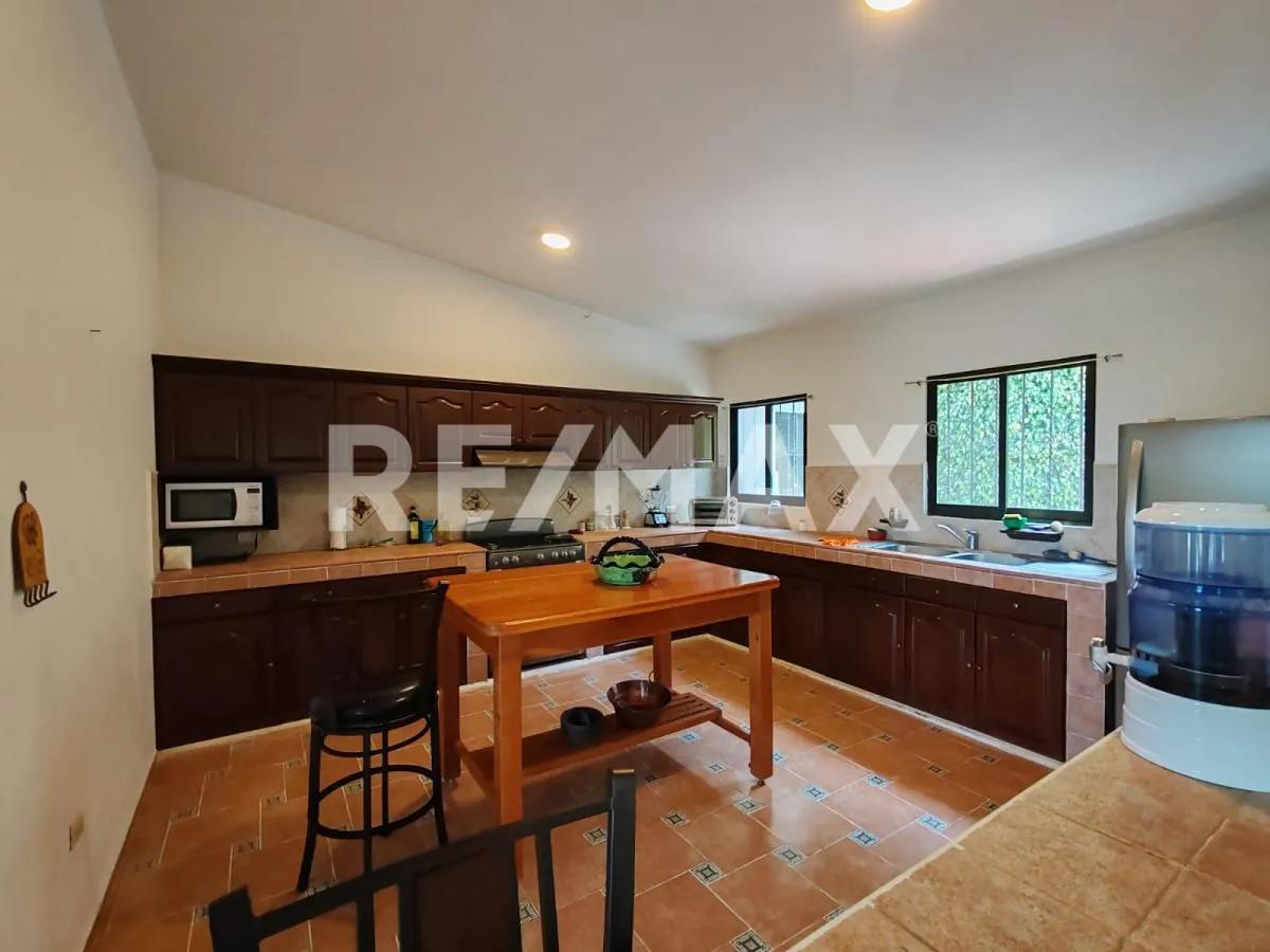 secondary property images 0