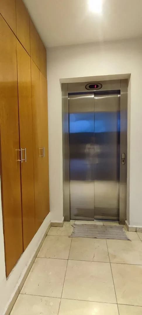 secondary property images 0