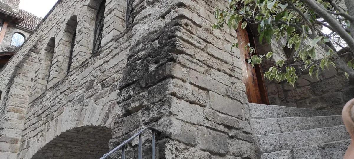 secondary property images 1