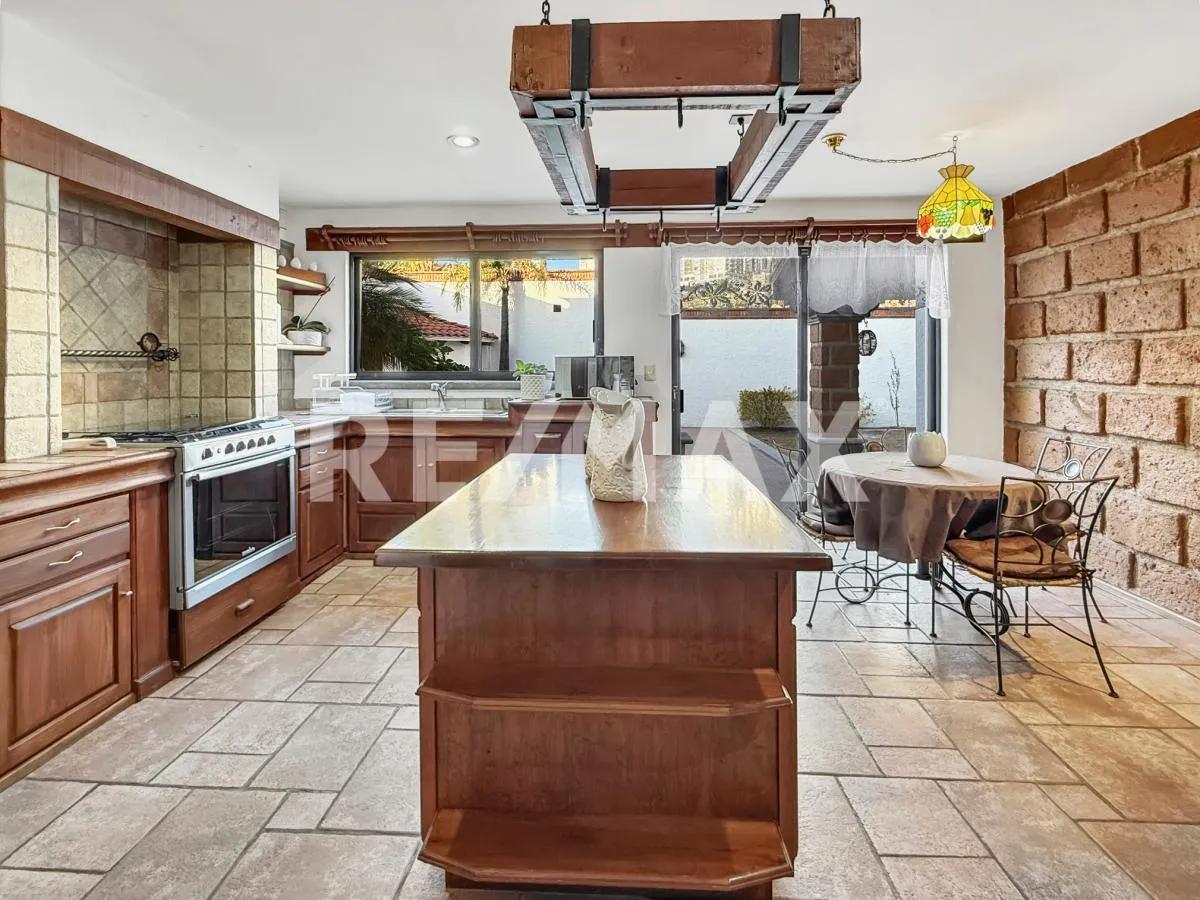 secondary property images 1