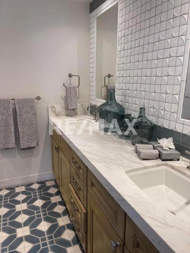 secondary property images 2