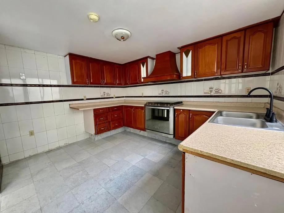 secondary property images 3