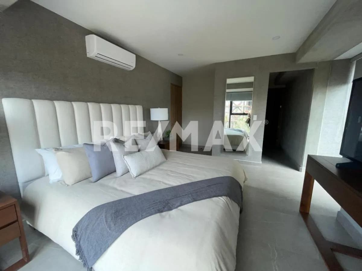 secondary property images 0