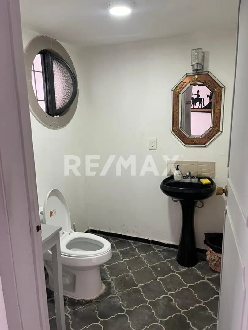 secondary property images 1