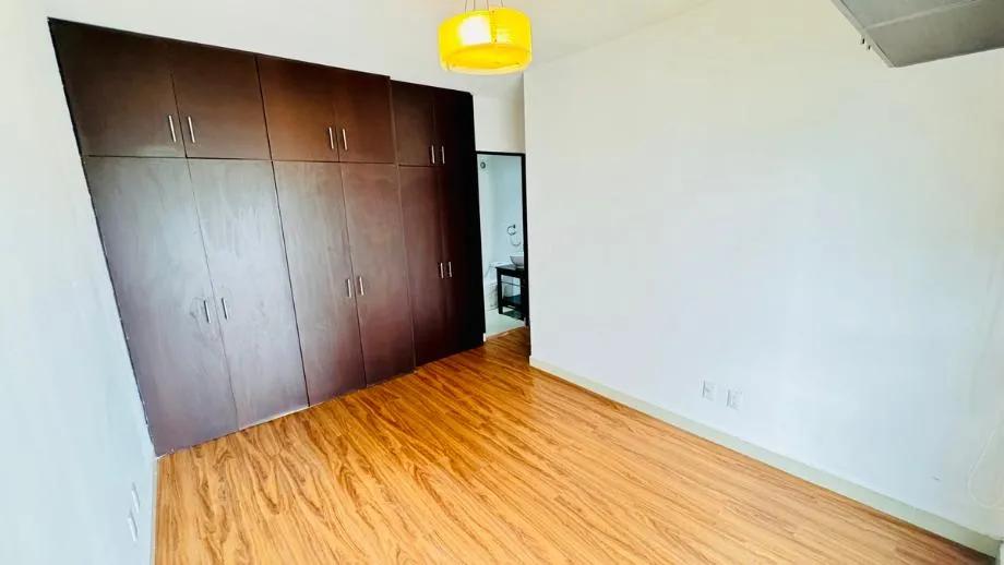 secondary property images 1