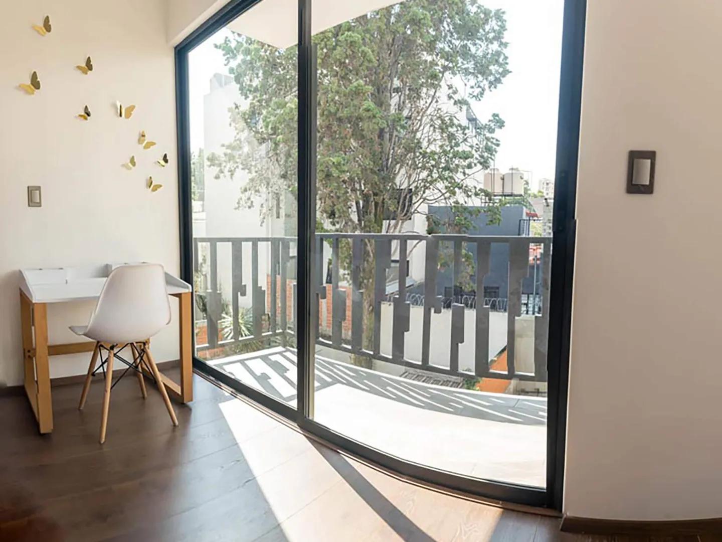 secondary property images 0