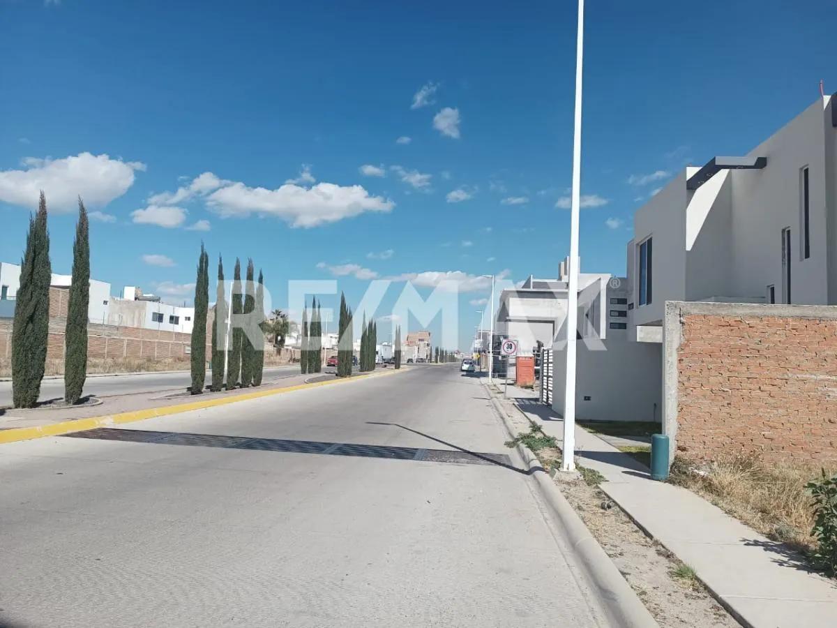 secondary property images 2